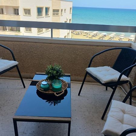 Apollon Sea View Beachfront Ap 302 Larnaca Bagian luar foto