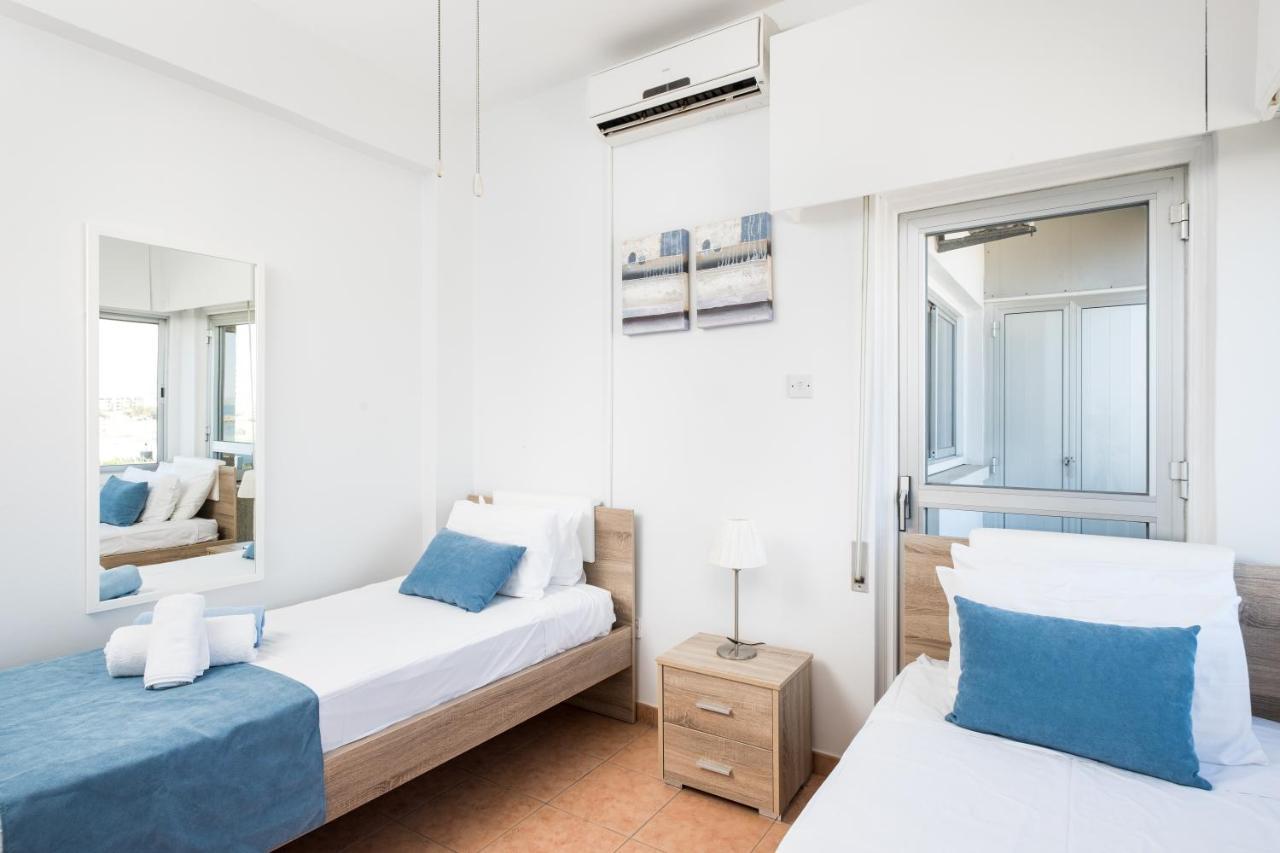 Apollon Sea View Beachfront Ap 302 Larnaca Bagian luar foto