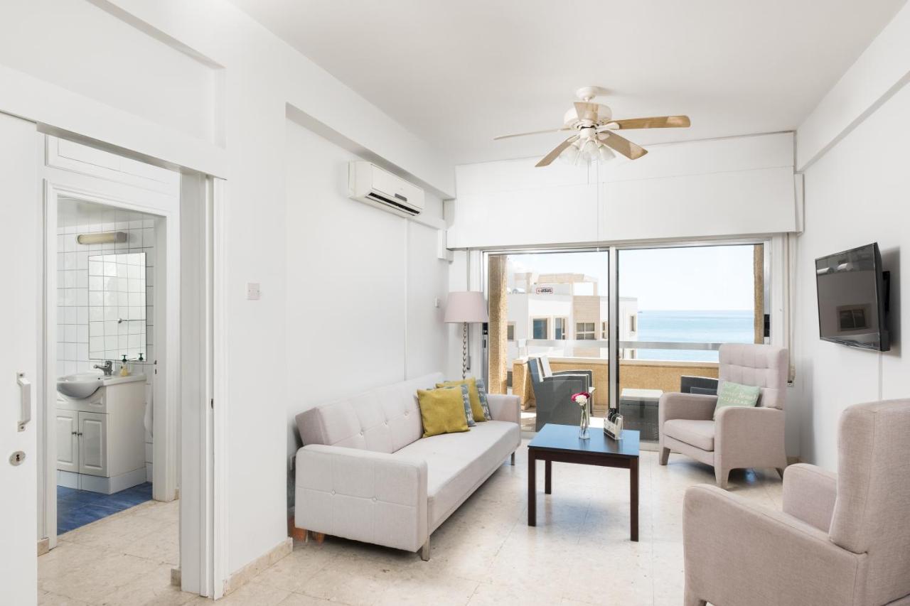 Apollon Sea View Beachfront Ap 302 Larnaca Bagian luar foto