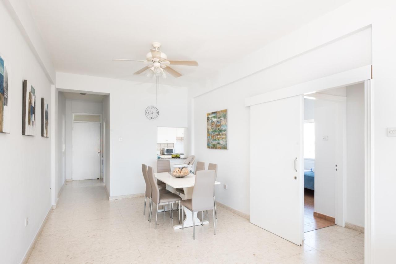 Apollon Sea View Beachfront Ap 302 Larnaca Bagian luar foto